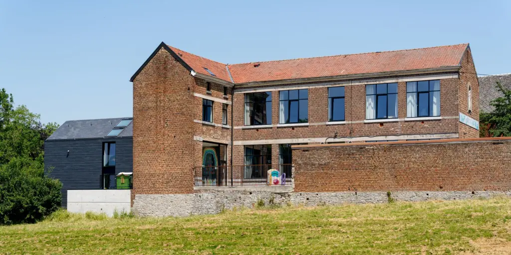 Saint-Quirin Primary School in Warnant